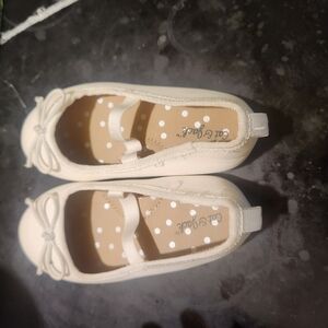 Cream Ballet Flats for Kids